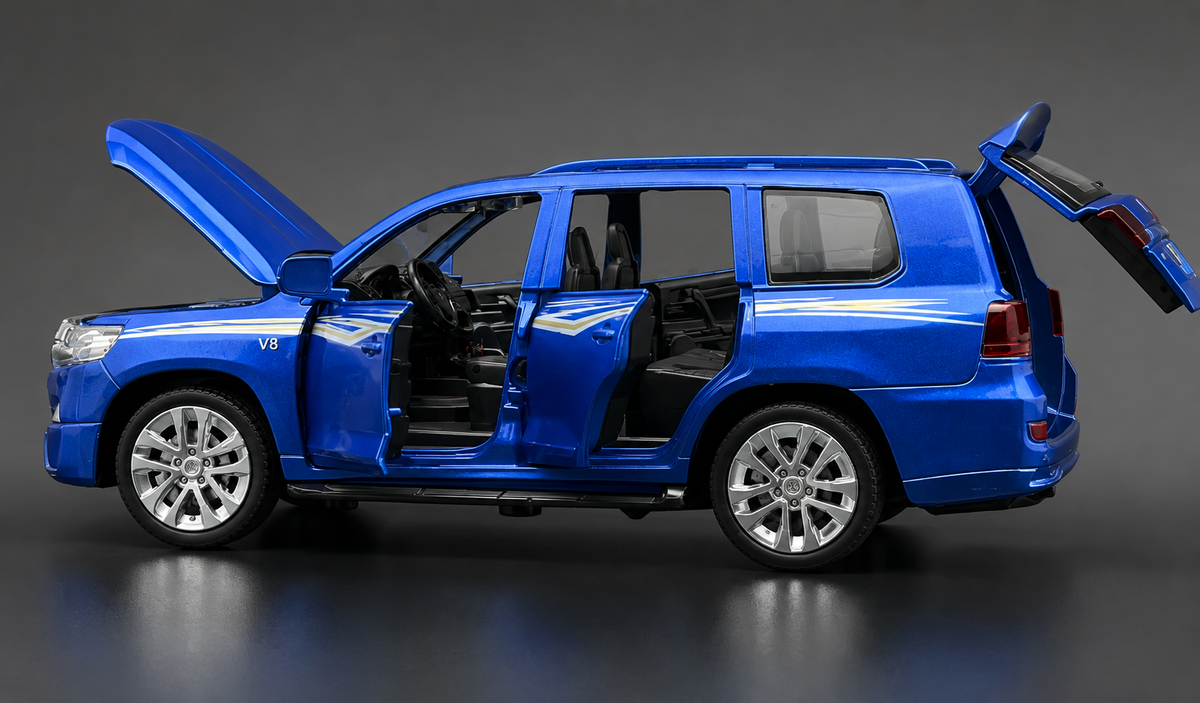 Toyota Land Cruiser LC200 1:24  diecast Scale Model | Assorted Colors