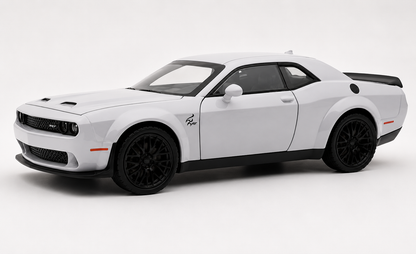 Dodge Challenger SRT Hellcat 1:24 diecast scale model car