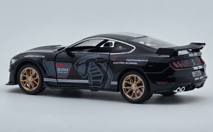 Ford Mustang Shelby GT500 1:24 diecast scale model car