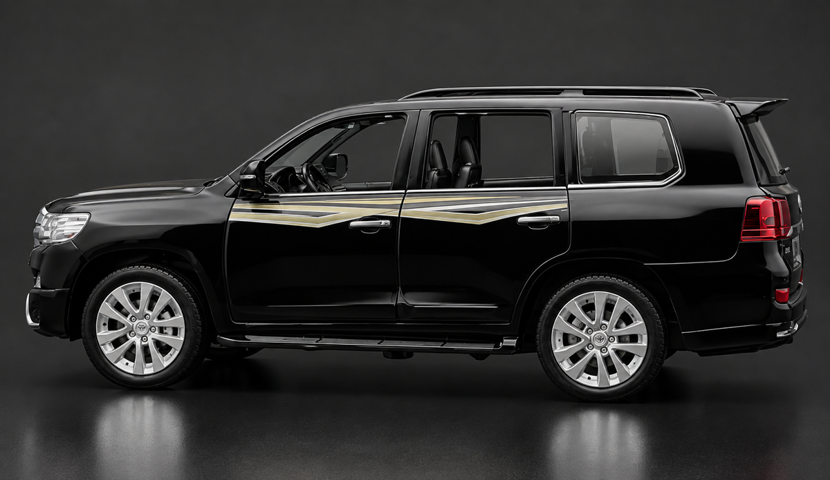 Toyota Land Cruiser LC200 1:24  diecast Scale Model | Assorted Colors