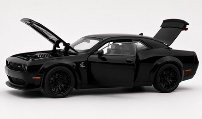Dodge Challenger SRT Hellcat 1:24 diecast scale model car