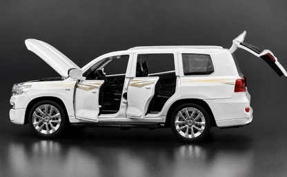 Toyota Land Cruiser LC200 1:24  diecast Scale Model | Assorted Colors