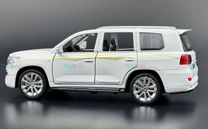 Toyota Land Cruiser LC200 1:24  diecast Scale Model | Assorted Colors