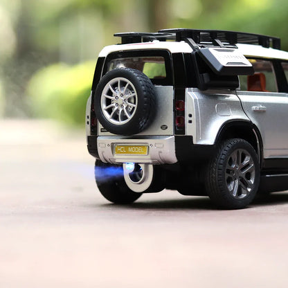 Remote Control Metal Diecast Defender Car with Smoke Effect | Openable Doors & Light | 1:22 Scale